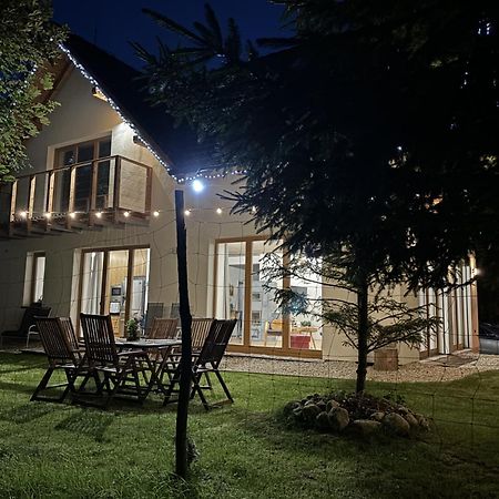 Chalet Deer Trail Tatranska Lomnica Exterior photo